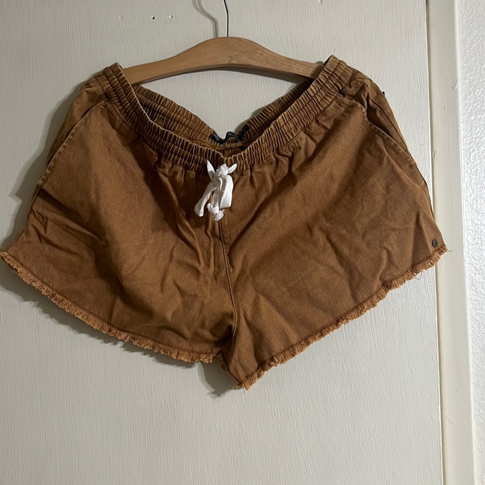Womens volcom shorts size XL